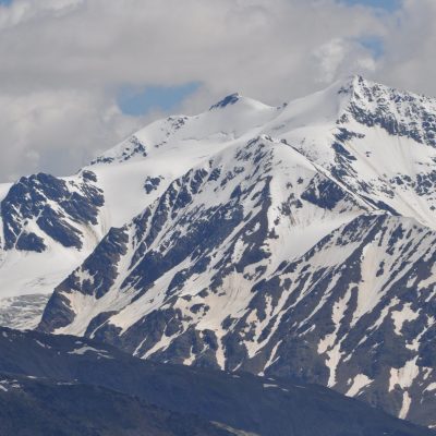 Il Monte Cevedale con le due cime e davanti il Monte Pasquale